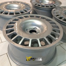 TH1781  17x8.0 4x100 ET20/ET35  SILVER